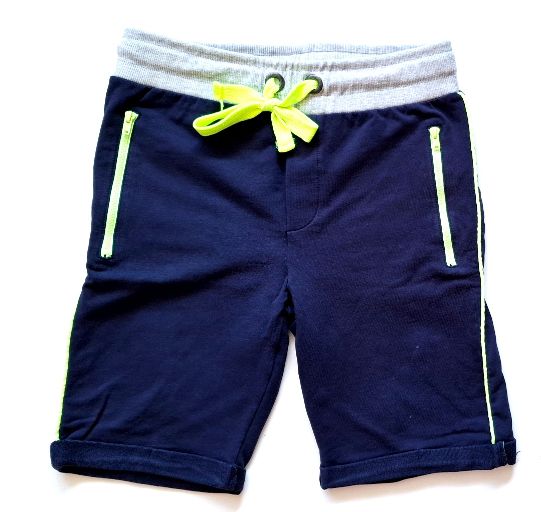 Stoere korte joggingbroek van Tom-Du maat 152/158