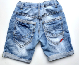 Stoere korte broek Name it maat 122