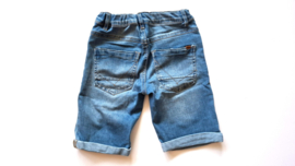 Stoere korte broek van Name it maat 140