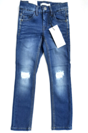 Stoere skinny van name it met kniestukken maat 152