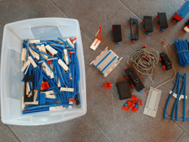 Lego trein uit de jaren '70 met toebehoren