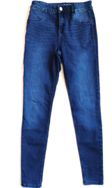 Mooie skinny van Blue Ridge maat 158