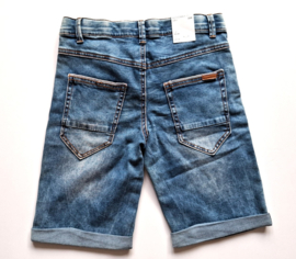 Stoere korte broek van Name it maat 164