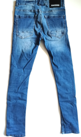 Stoere spijkerbroek van Raizzed maat 164