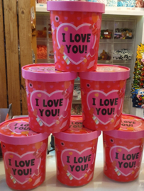 Love Bucket (gevuld met chocoladeballen)