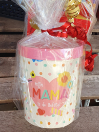 Moederdag Bucket gevuld met chocolade