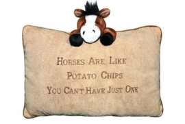 HKM kussen: Horses are like potato chips...