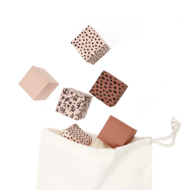 Foam Blocks Nude + Storage bag with Initial