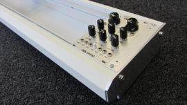 MS200W - Aluminium Eurorack Skiff 197 HP, White finish
