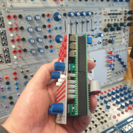 Buchla & Tiptop audio - 242t  Programmable Pulser