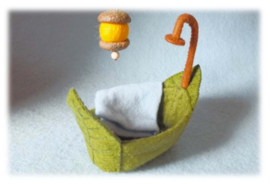 Poppenhuis 3: bladerbadje, handdoek en eikellampje