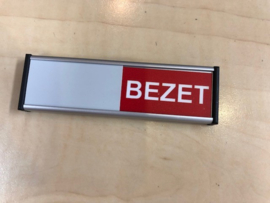 vrij/bezet schuifbord 103x30 mm met aangepaste tekst