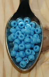 Seed bead - 6/0 - opaque turquoise bleu