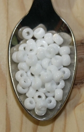 Seed bead - 6/0 - opaque white