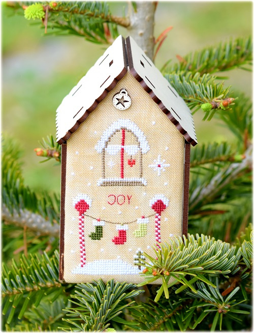 Christmas birdhouse joy - 163
