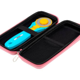 Rolmes / Rotary Cutter Case "I love Quilting"