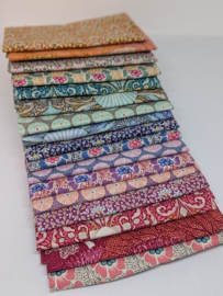 17 Fat Quarters  - Tilda Cotton Beach
