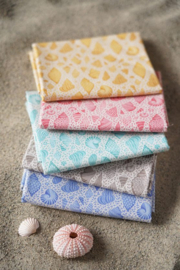 5 Fat Quarters - Tilda Beach Shells