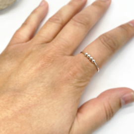 Anti stress fidget ring, Sterling zilveren ring met 4 kraaltjes