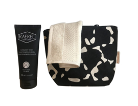 Douchen met Kaerel
