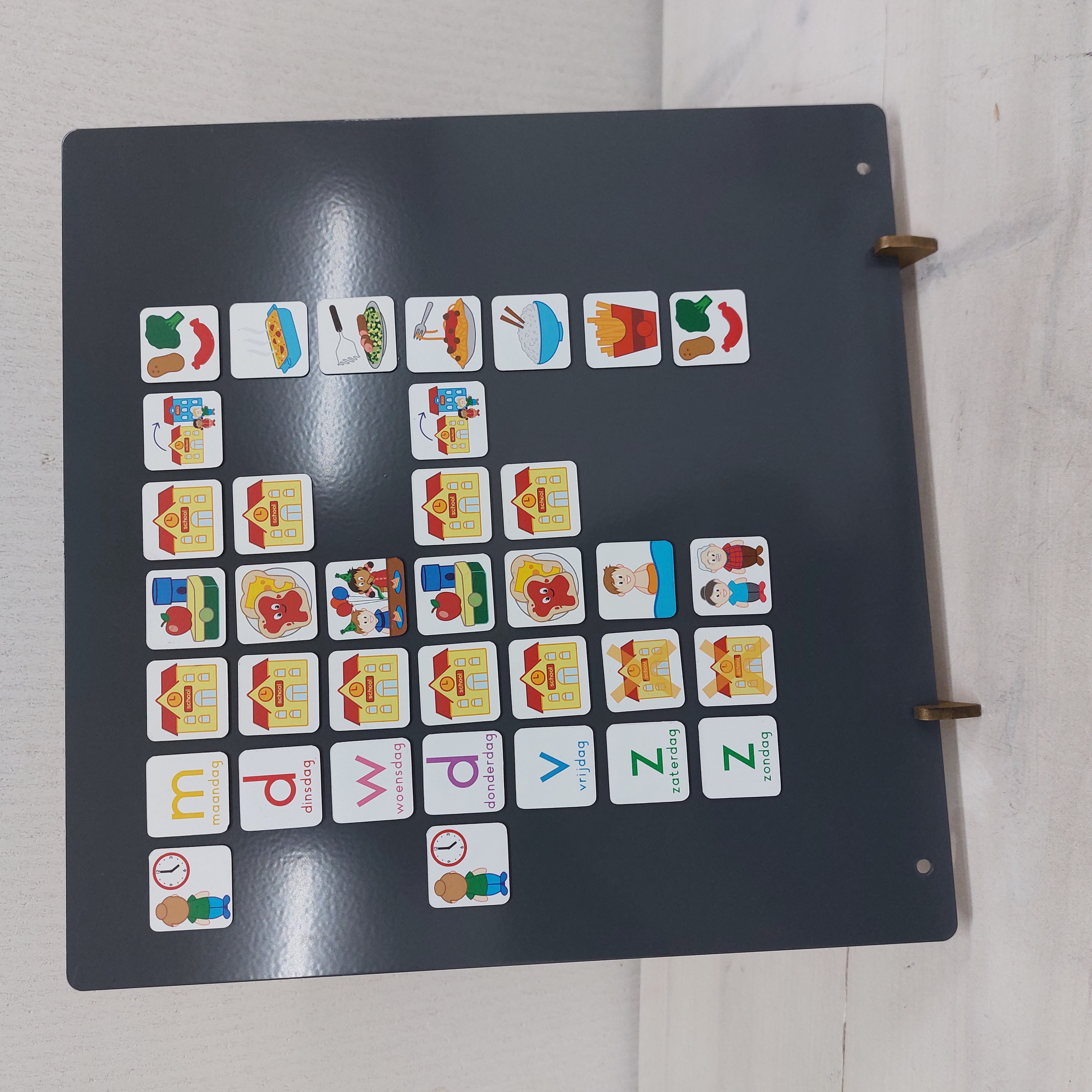 Houten standaard voor je magneetbord