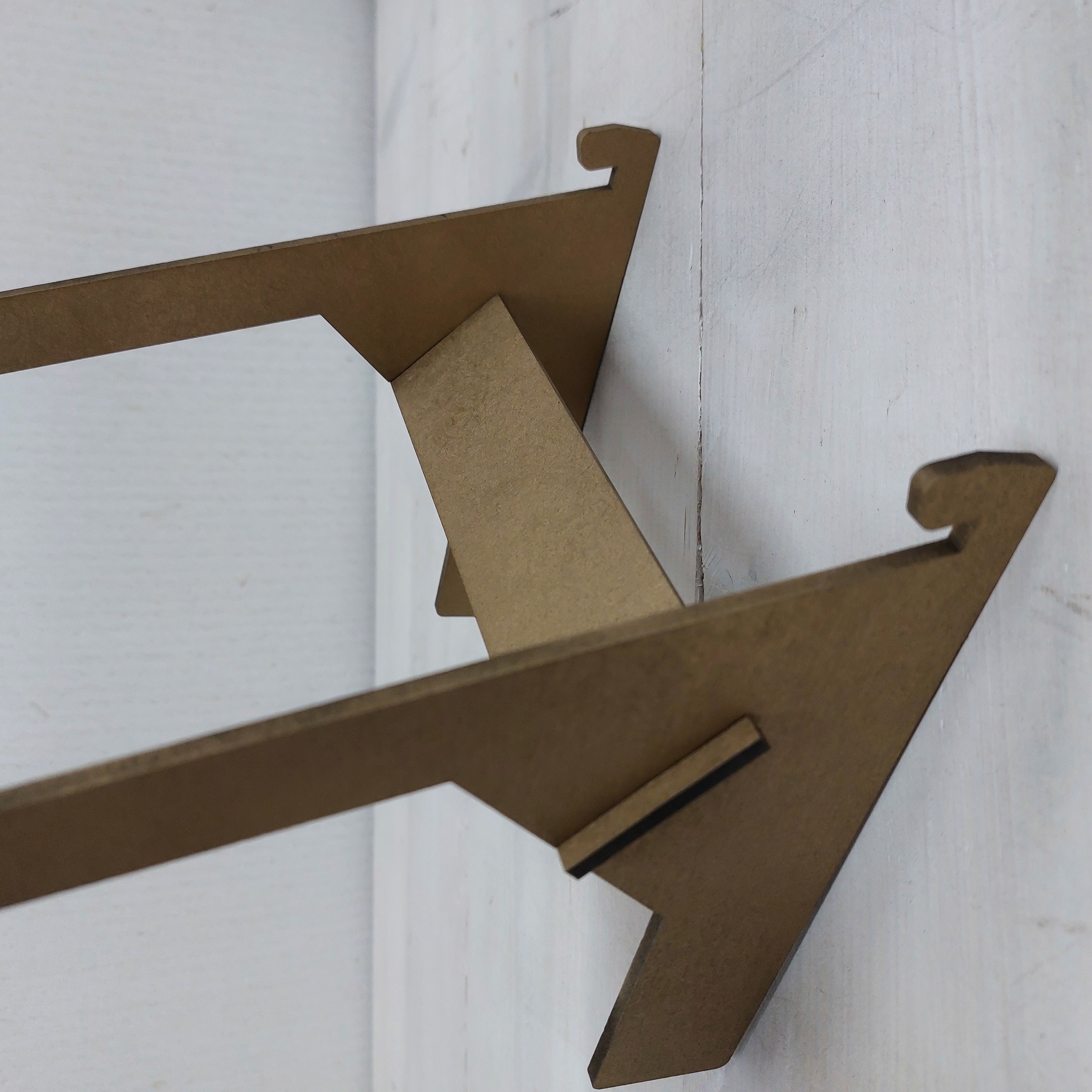 Houten standaard voor je magneetbord