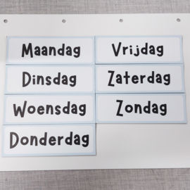 Dagen vd week 4 x 12 cm