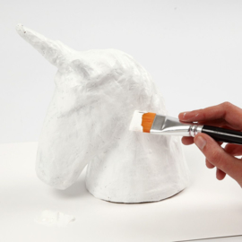 Knutselidee: Eenhoorn van papier-maché versieren