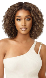 Outre Perfect Hairline Synthetic Lace Front Wig - Lissie 12"