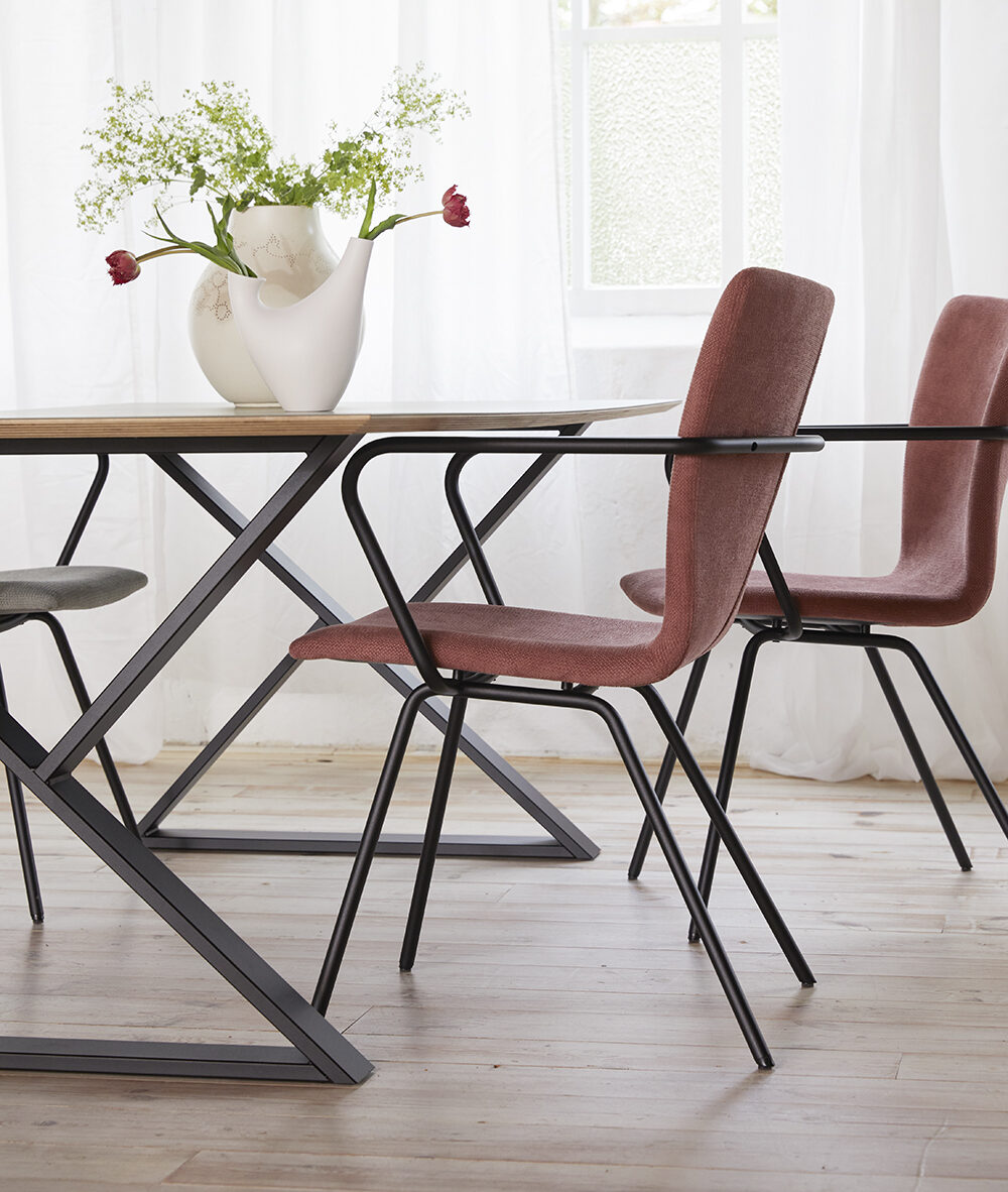 Spoinq Tafel Cross