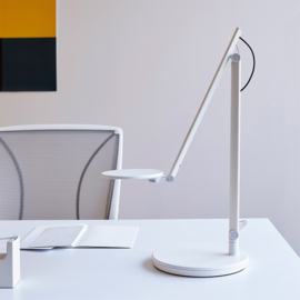 Humanscale Nova lamp 300K desktop base