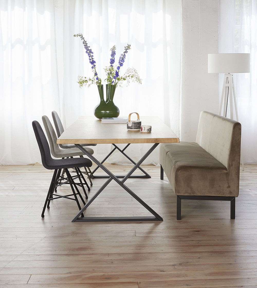Spoinq Tafel Cross