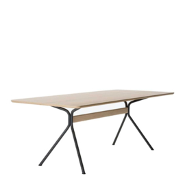 Beso Table
