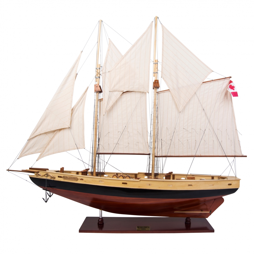 AS138 Bluenose II Painted zeilboot Authentic Models