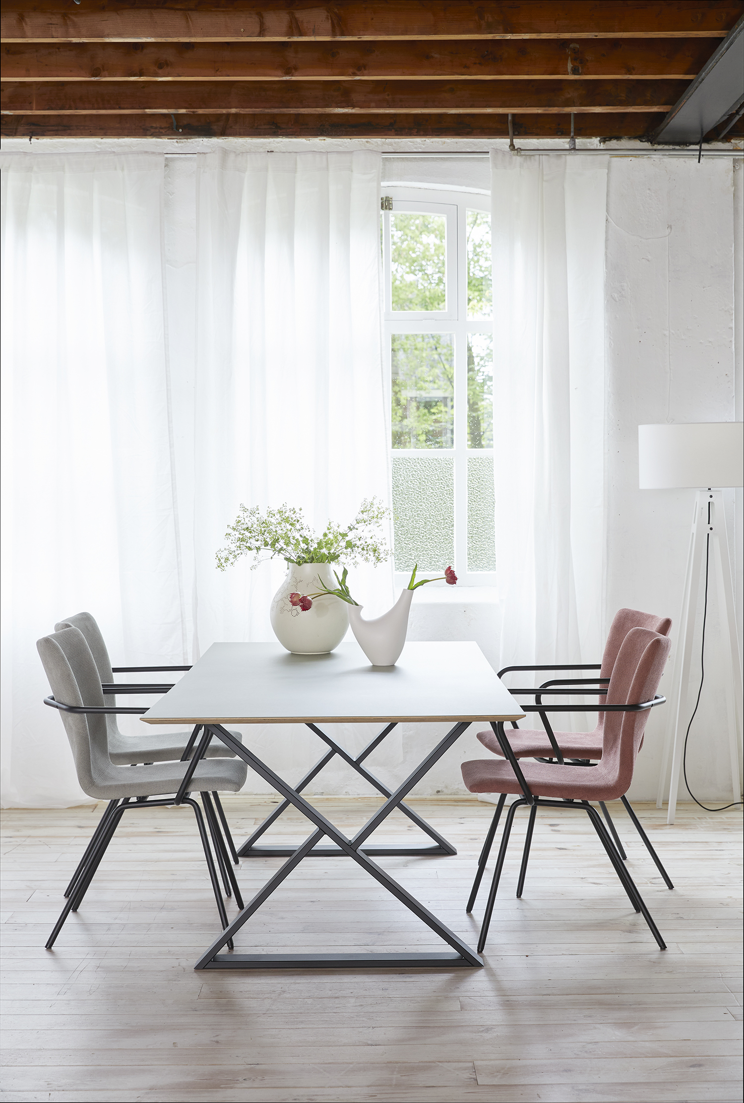 Spoinq Tafel Cross