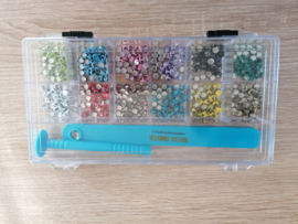 Engeltjes Pen met 12 zakjes nietjes in luxe box