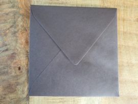 Vierkante enveloppen 14 x 14 Donkerbruin 10 stuks