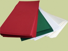 Quadratische Karten 13,5-27 cm weiß, Tannengrün, Creme und Rot 240 Gramm 300 Stück