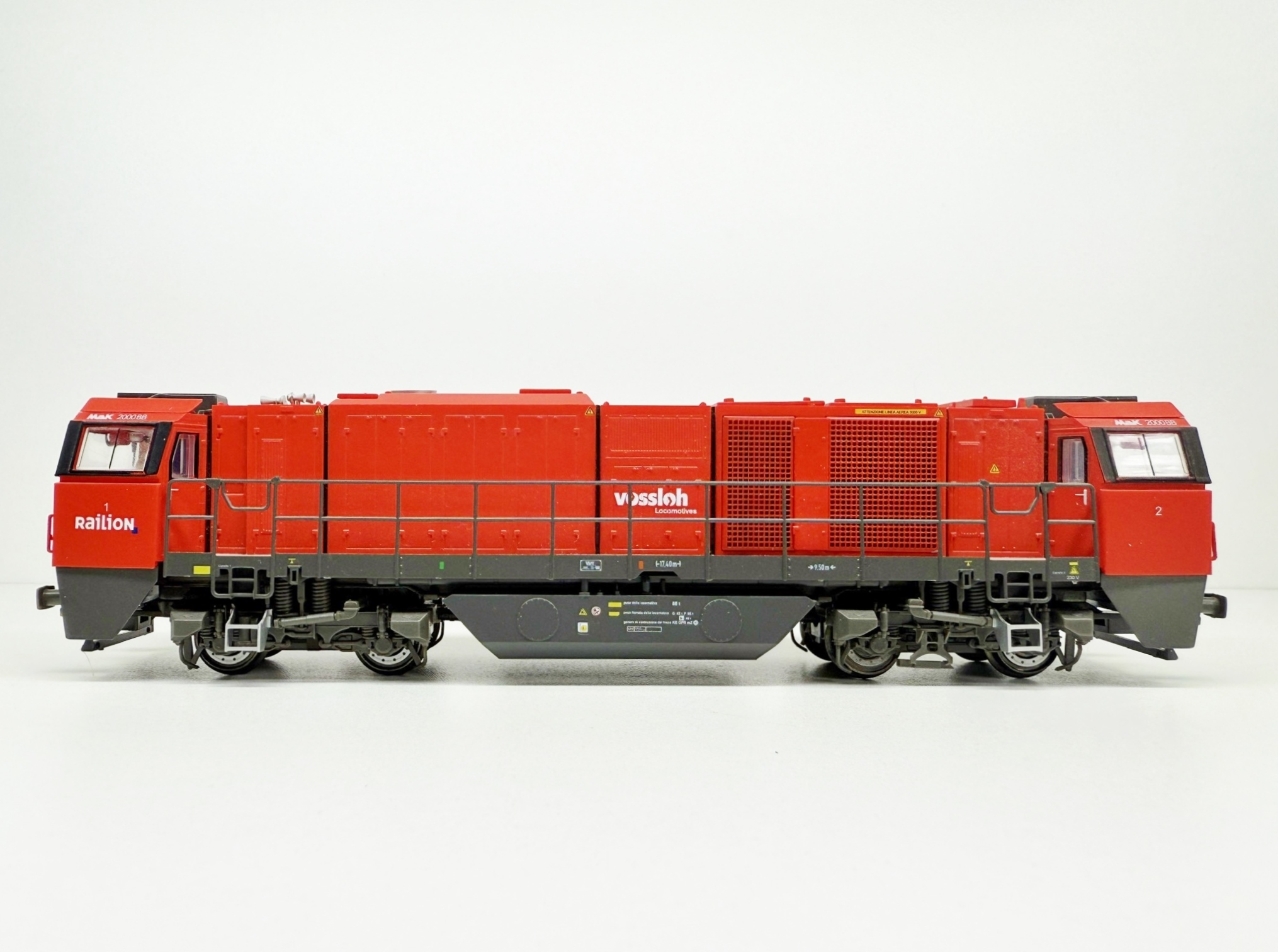 Mehano T275 (6671) Diesellocomotief 'Vossloh' (NEM) in ovp