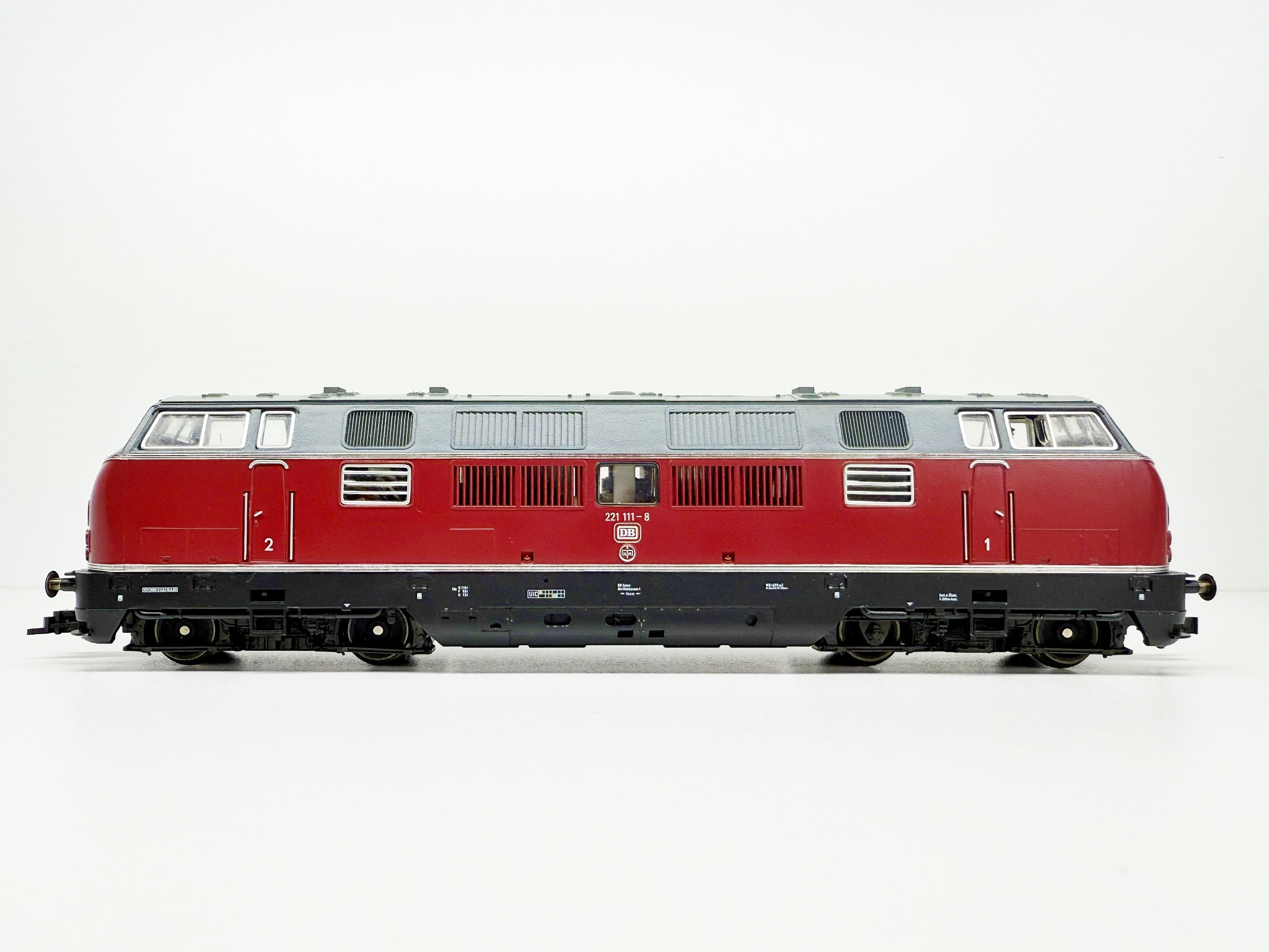 Fleischmann 4235 Diesellocomotief BR 221 (NEM) in ovp