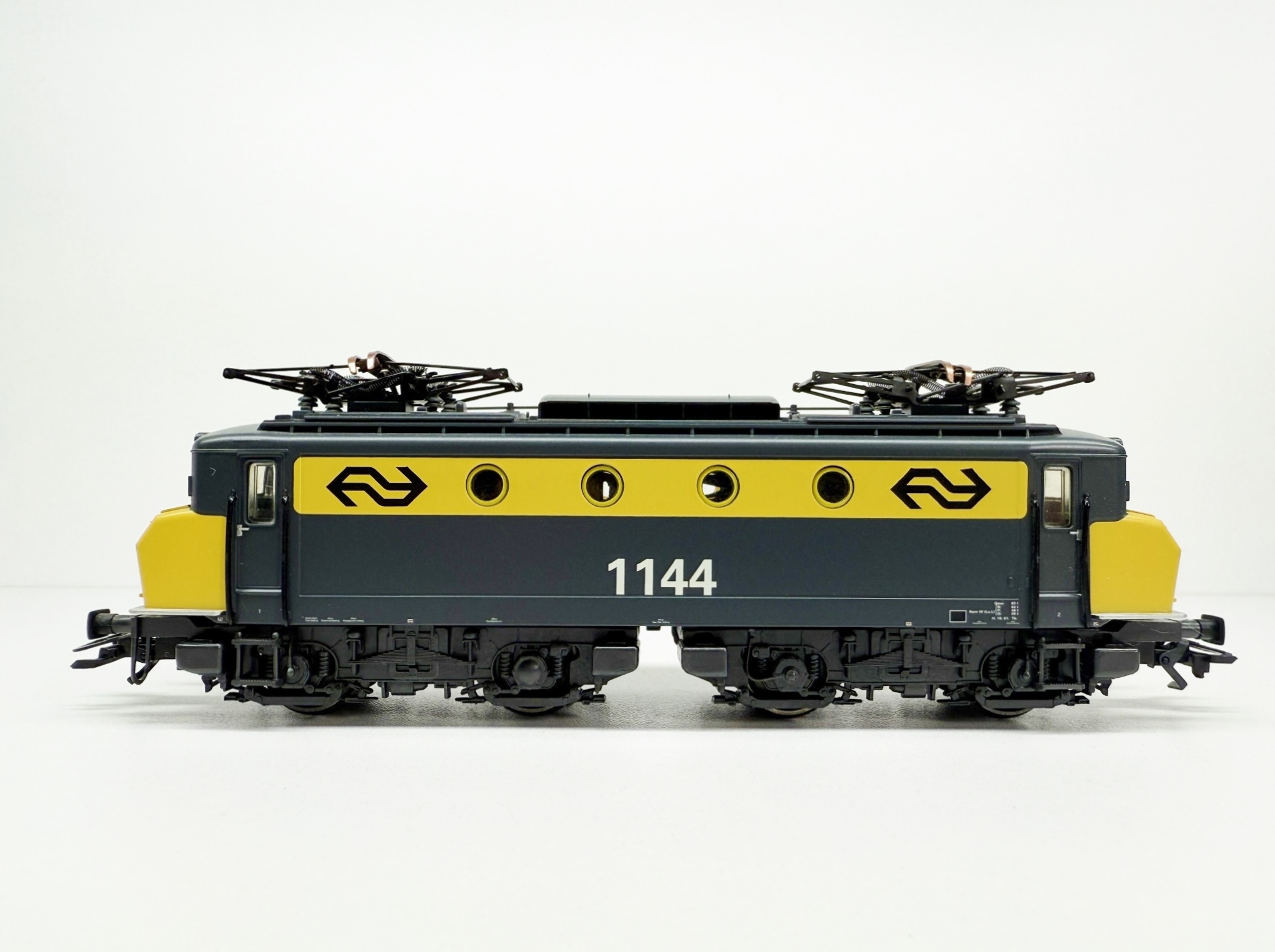 Trix 22310 Elektrische locomotief NS 1144 (NEM) in ovp