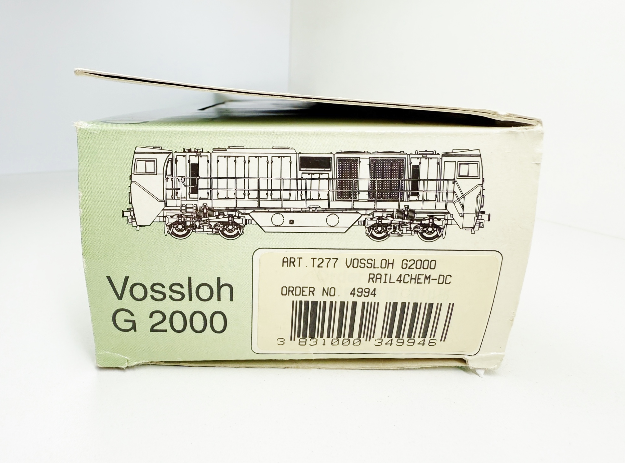 Mehano T277 (4994) Diesellocomotief 'Rail4Chem' (NEM) in ovp