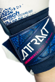 Reusch Attrakt RE:GRIP Blue / Pink / White