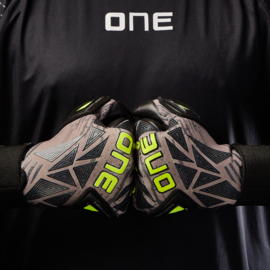 The One Glove Geo 3.0 Carbon