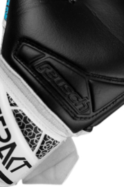 Reusch Attrakt Infinity NC whit/silver/black