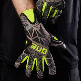 The One Glove Geo 3.0 Carbon
