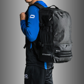 Stanno Squad Backpack Zwart - Girlkeeper Academy X Jeugdkeeper.nl