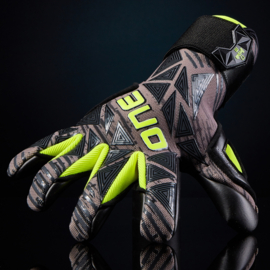 The One Glove Geo 3.0 Carbon