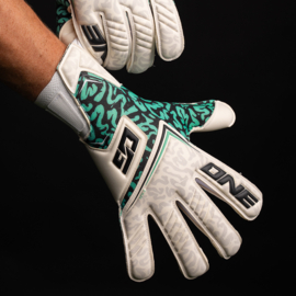 The One Glove NXT Pro Mentality Monster Hyla