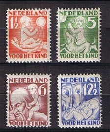 Nvph 232/235 postfris. Cat waarde 80.00